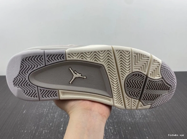 Frozen Moments AQ9129-001 Jordan Air 4 0615